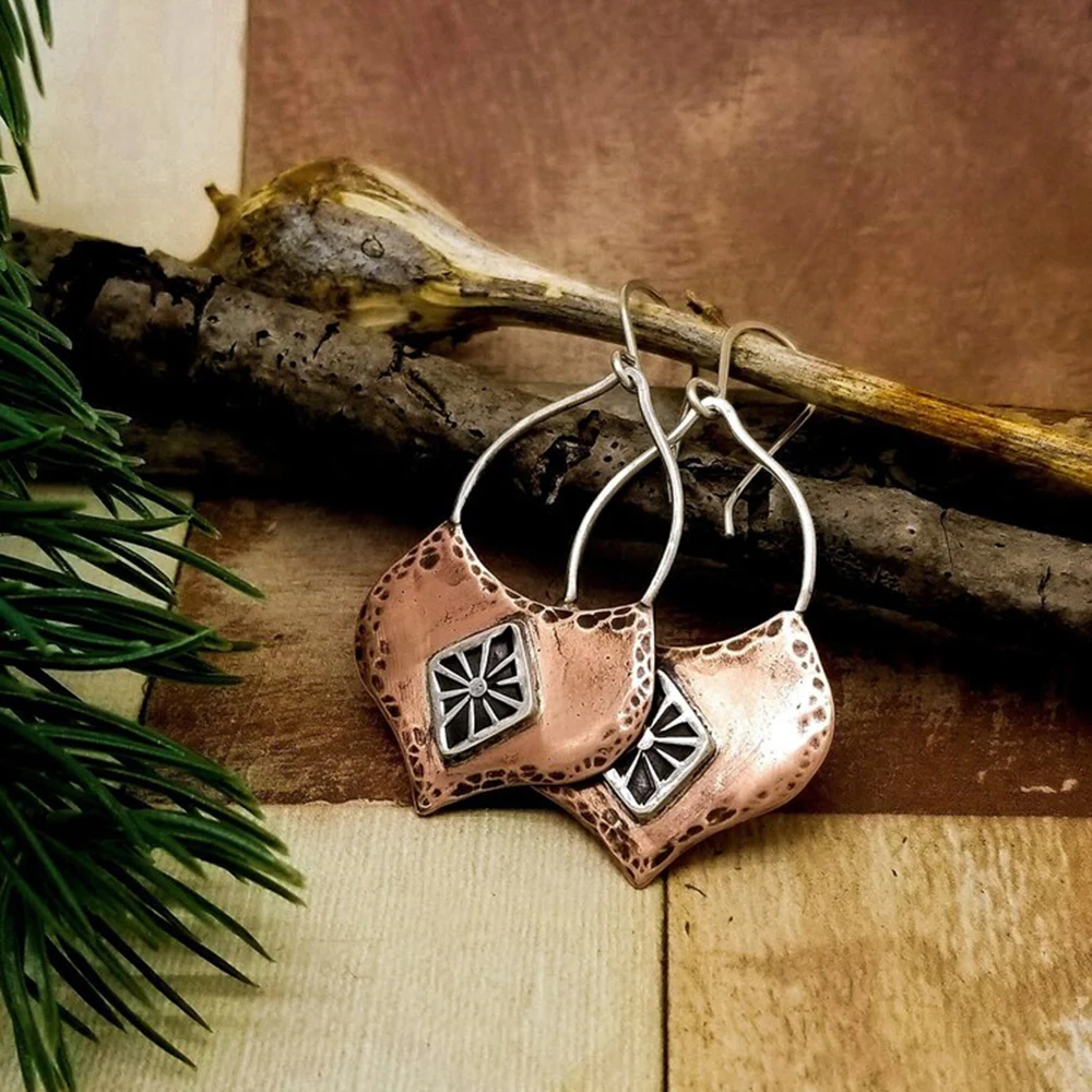 

Personalized Design Metal Hook Earrings For Women Vintage Strange Bag Shaped Pendant Earrings Trend Female Jewelry