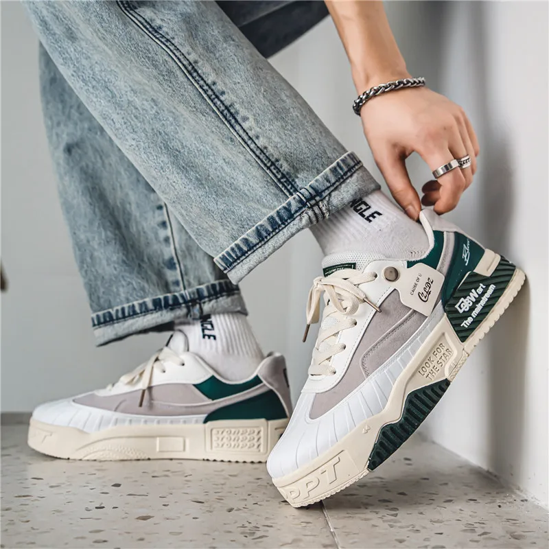 Harajuku style Men's Skate Shoes Designer Printed Men's Sneakers High top Skateboard Shoes Male Canvas Sneakers Chaussure Hombre