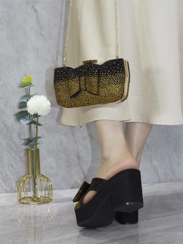 Summer Sandals 2023 Latest Versatile Clutch Italian Design Gold Butterfly Decoration High Heels Ladies Party Shoes Bag Set