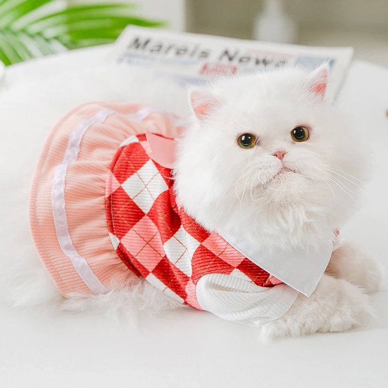 

Тонкая одежда для собак на весну и лето, одежда для пары домашних питомцев в студенческом стиле с маленьким бантом в виде звеньев, для щенков