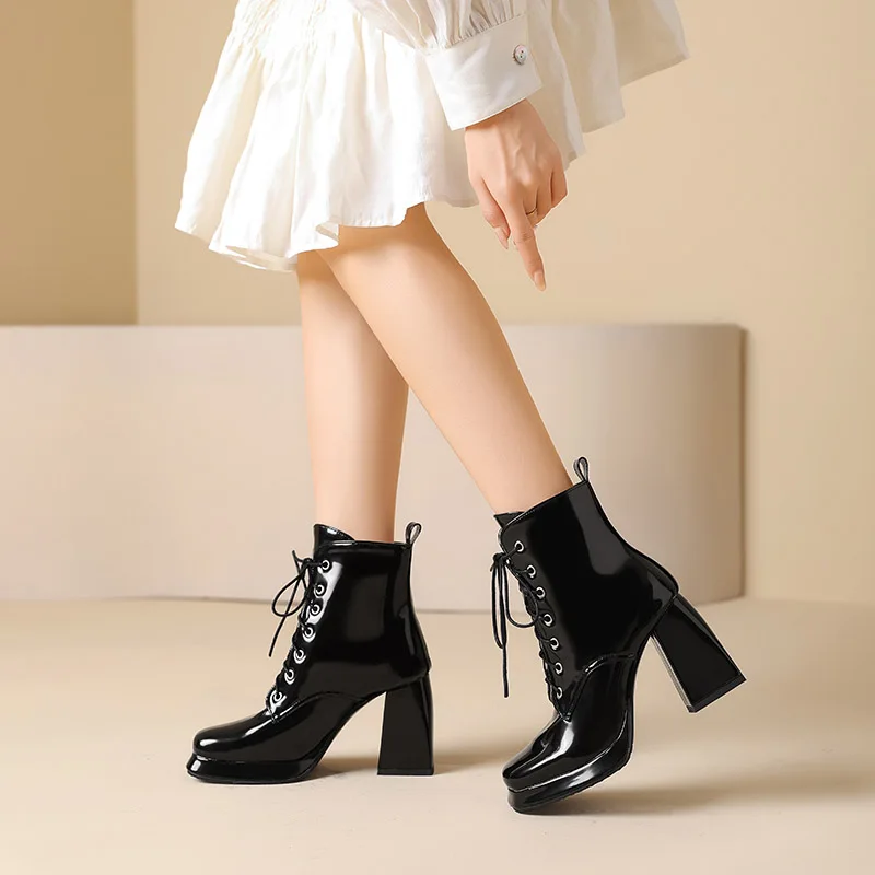 

Phoentin Ankle boots with zip closure 2023 winter new patent leather platform shoes for women chunky heels short boots FT2991
