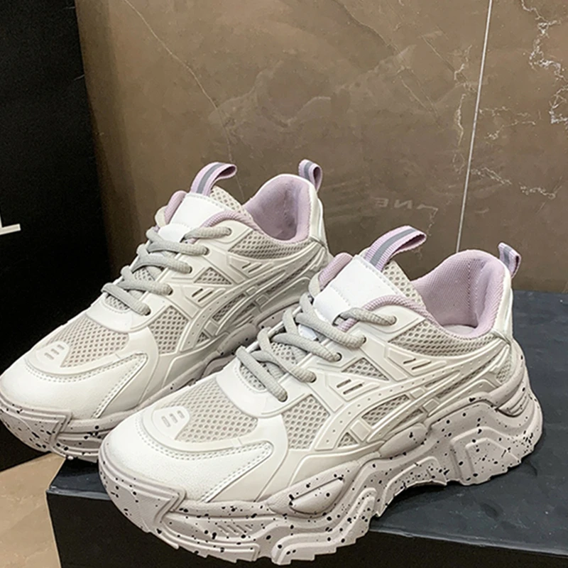 Women Clunky Sneakers Breathable Lace Up Female Walking Shoes Couple Platform Non-slip Durable Outdoor Sports Casual Footwears