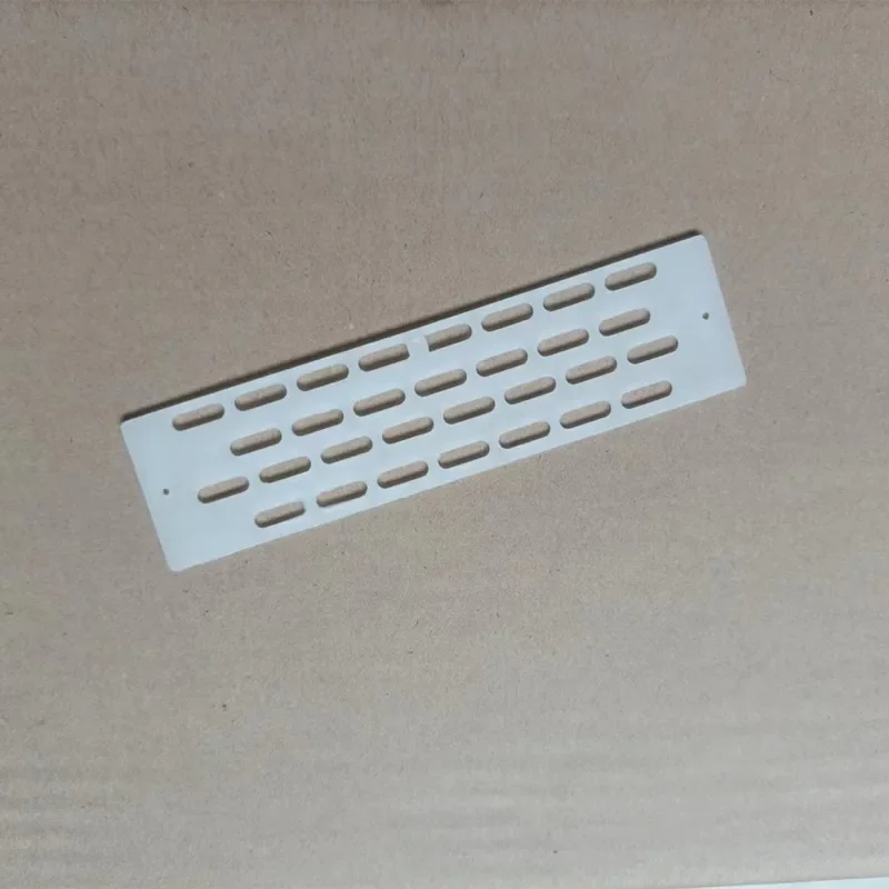 Пластиковые инструменты для пчеловодства отдельные гнезда Queen Bee дверная