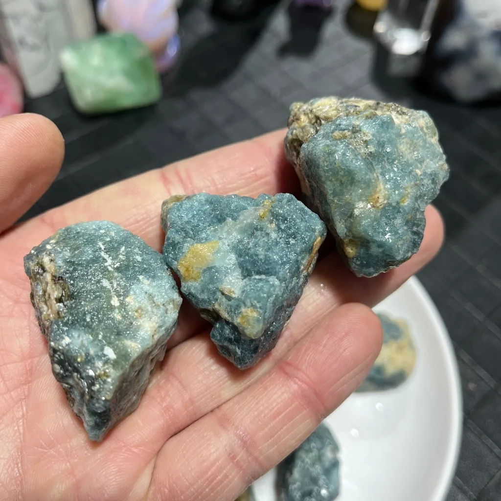 Grandidierite 100 г натуральный редкий драгоценный камень необработанный кристалл происхождения Мадагаскара коллекционер исцеление изготовление ювелирных изделий (art.: 3920ccaa6f7fd) - 3920ccaa6f7fd