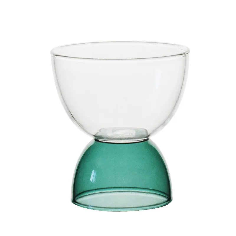 

Стеклянный стакан для коктейлей