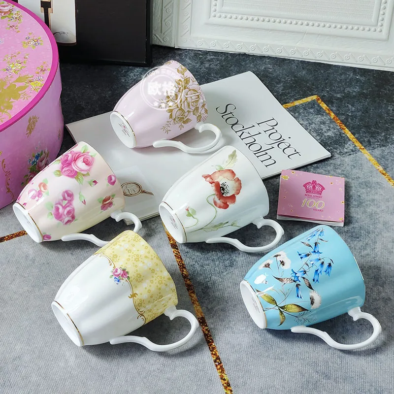 

Spot Royal Albert Royal Albert Centennial Series 1900~1990 Gift Box Bone China Mug