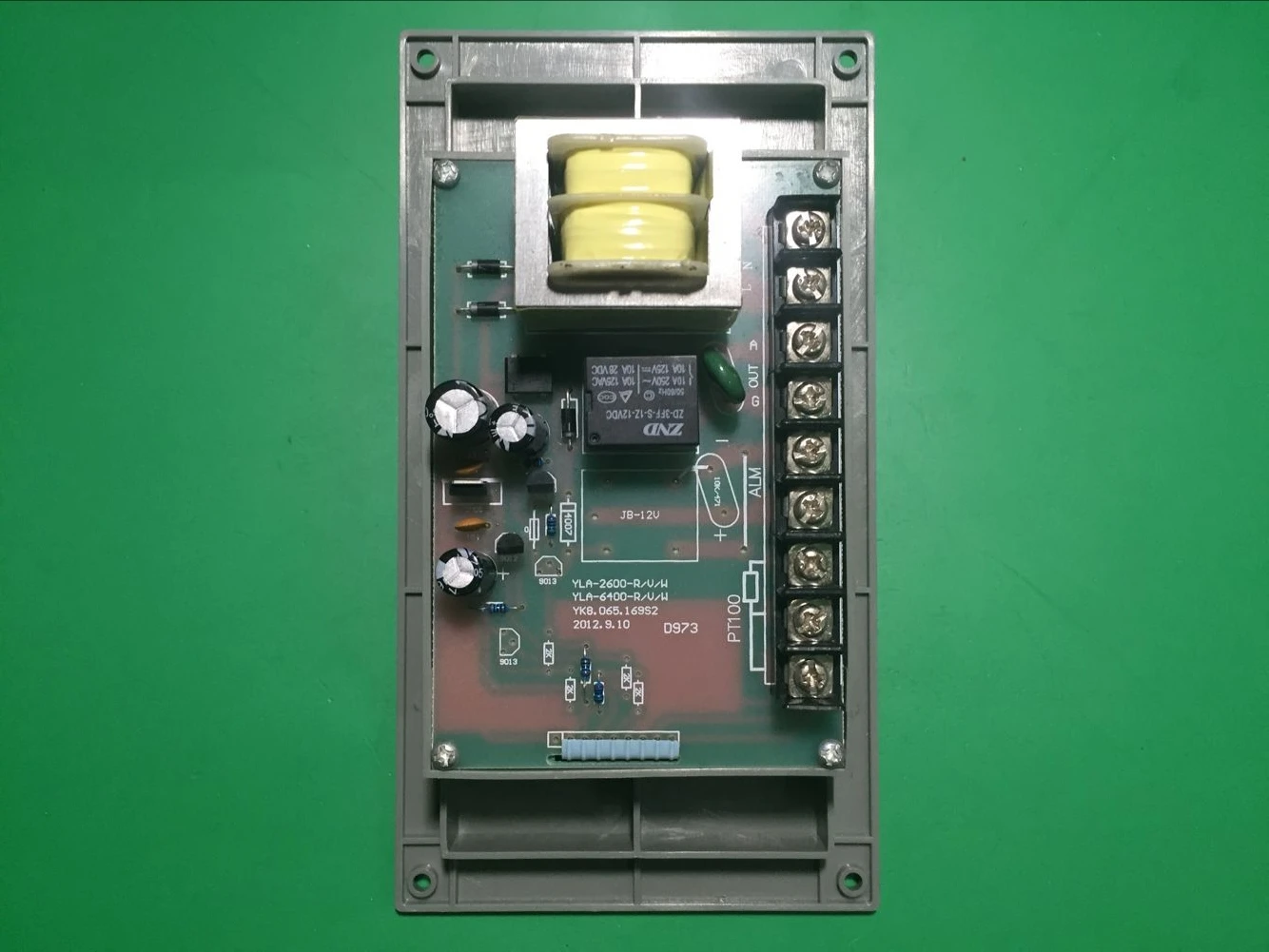 YLA-2602R Shanghai Nantai Температура прибора YLA-2402R Контроль постоянной температуры YLA-2402G