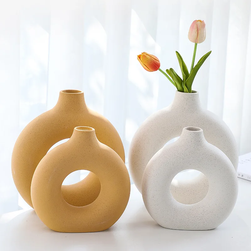 

Ваза в скандинавском стиле круговые полые керамические пончики, цветочный горшок, аксессуары для украшения дома, гостиной, интерьера, офиса...
