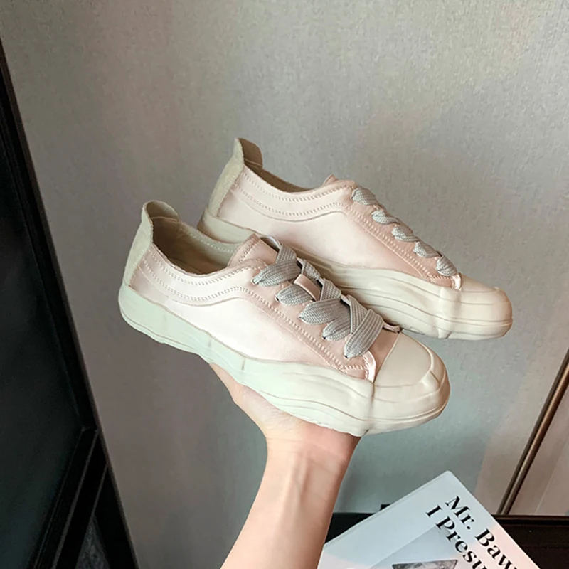 

FAFA Summer Round Head Lace-up Canvas Shoes Satin Material Lily Dissolve Half Drag Casual Sports Board Shoes Female