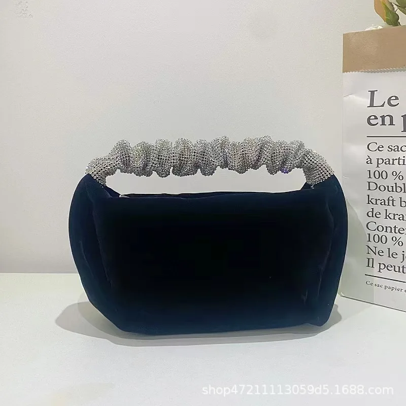 

Женская бархатная сумочка с вертикальной ручкой, новинка, роскошные мягкие квадратные клатчи, женские дизайнерские черные кошельки высокого качества C02