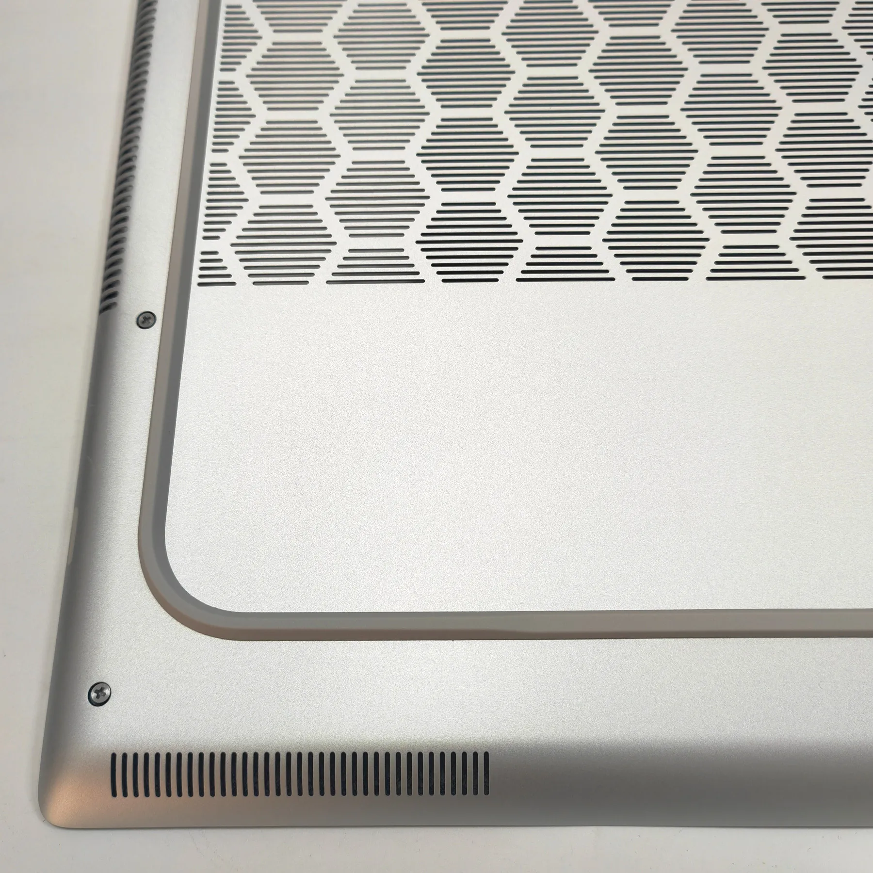 Задняя крышка для ноутбука DELL X16 R1 07KVKN