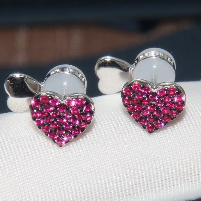 

Женские серьги-гвоздики из серебра 925 пробы, в форме сердца