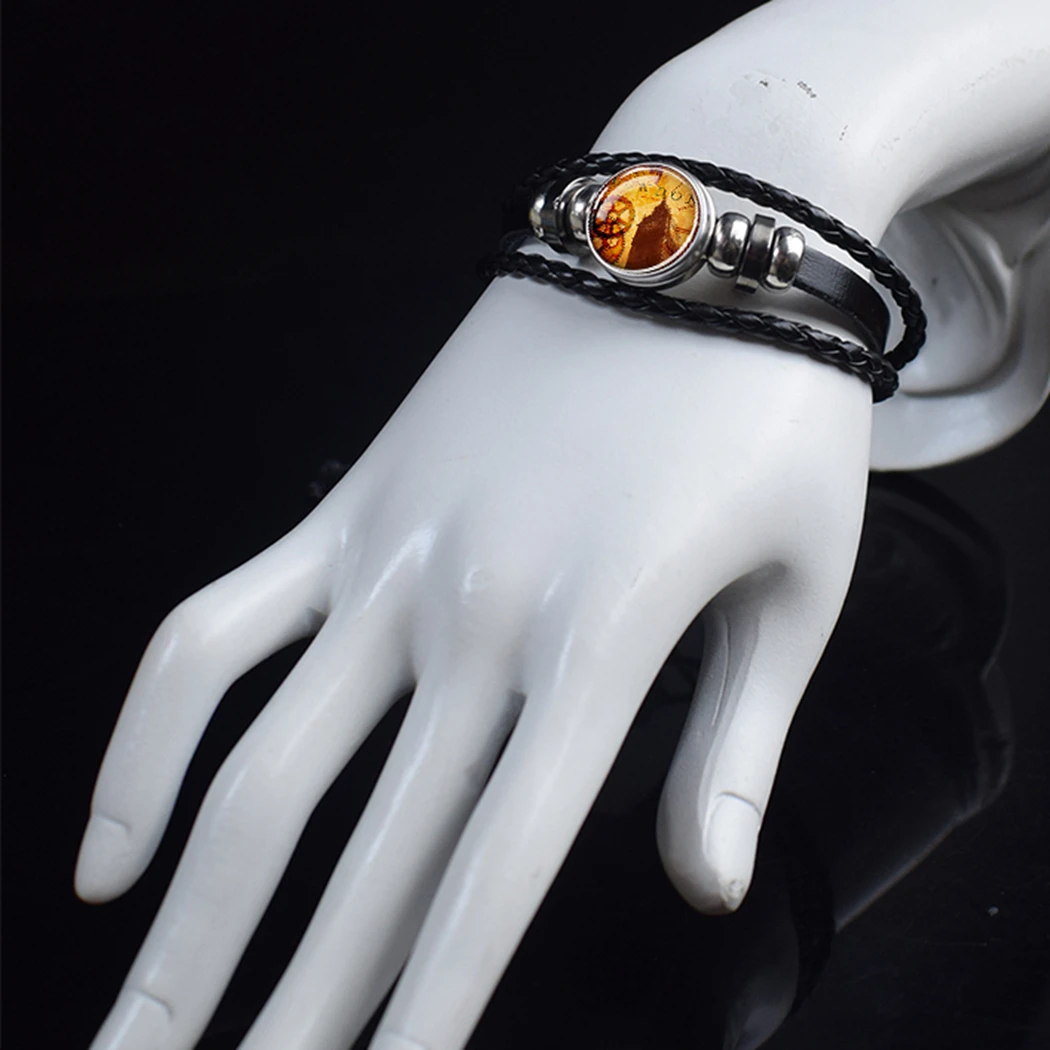 Браслет с узором в виде шестеренок черный кожаный плетеный браслет компасом для