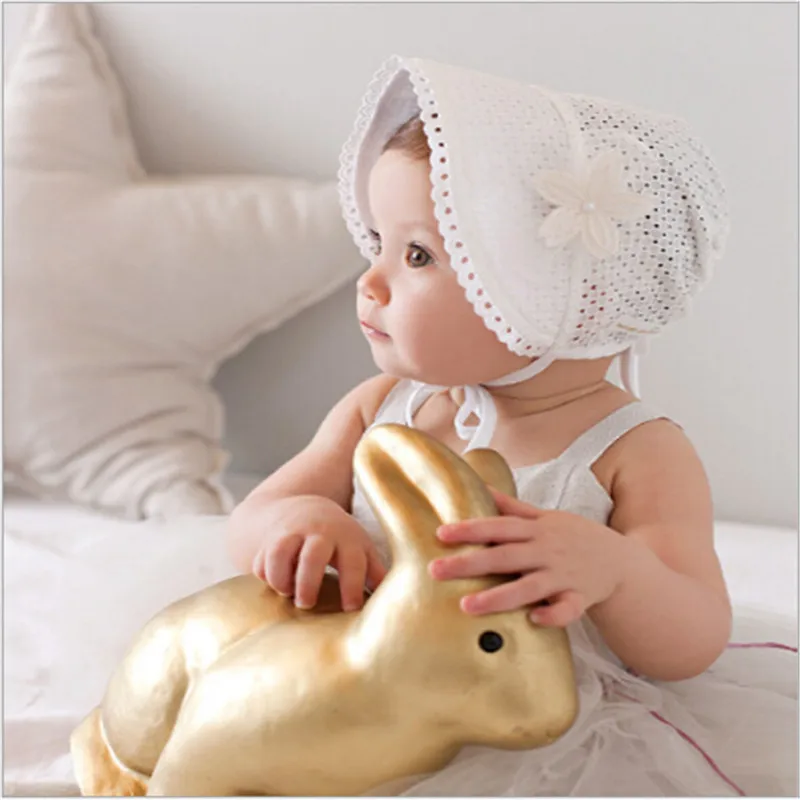 

2023 New Spring Summer Sweet Princess Hollow Baby Girls Hat Lace-up Beanie Cotton Bonnet Infant Kids Flower Beanie Lace Floral