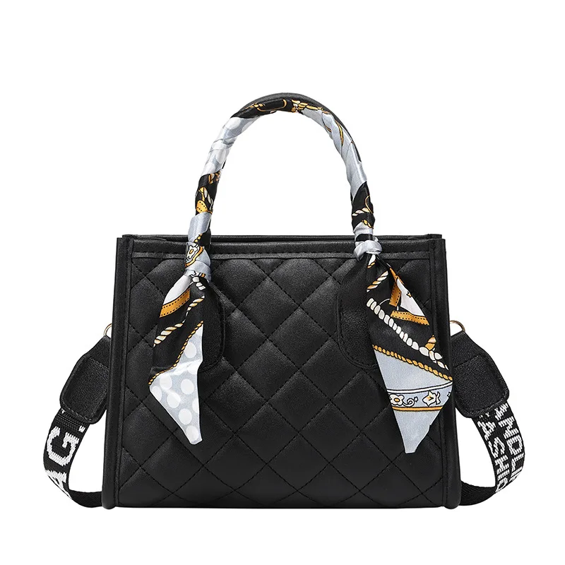 2023 New Fashion Small Square Bag Embroidered Lingge One Shoulder Crossbody Bag Shopping Travel Women's Handbag