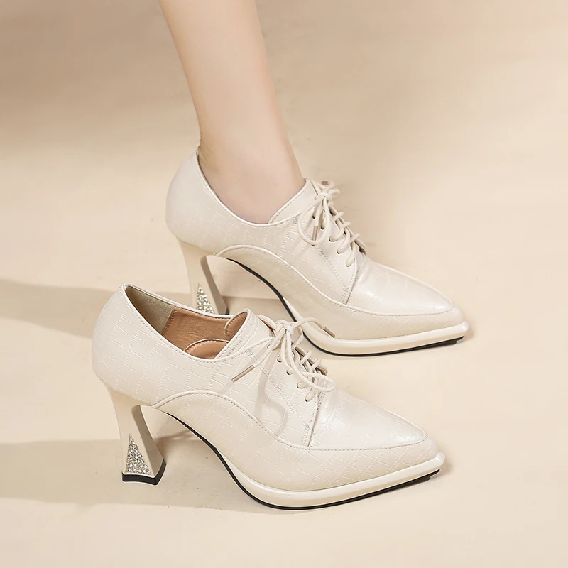 Женские туфли-оксфорды весенне-осенние новые оксфорды в заостренную клетку