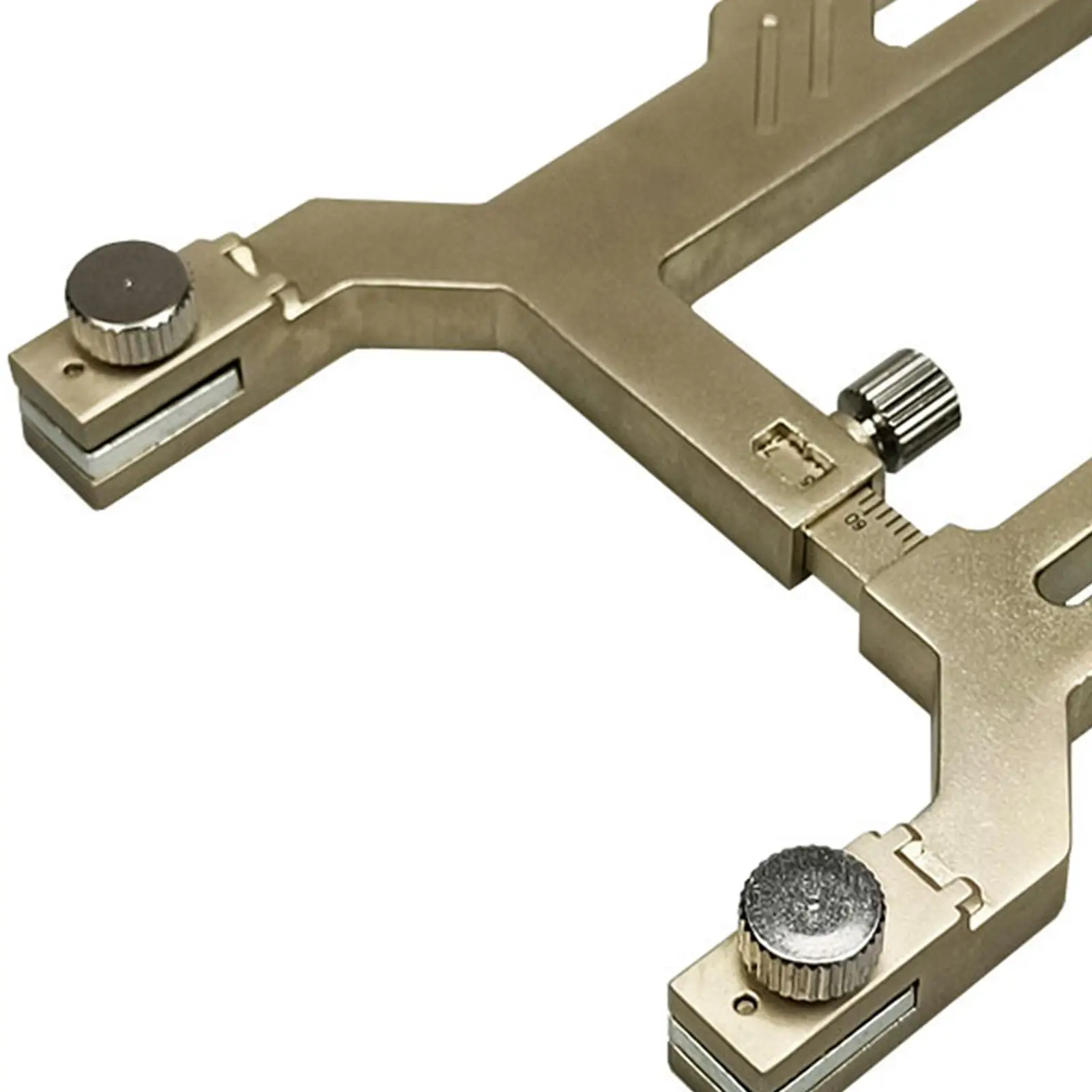 Инструмент для полировки изогнутых поверхностей портативный инструмент