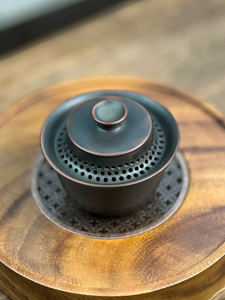 

Hand grabbing cover bowl, full hole cover bowl, full hole self filtering, tea leak free cover bowl