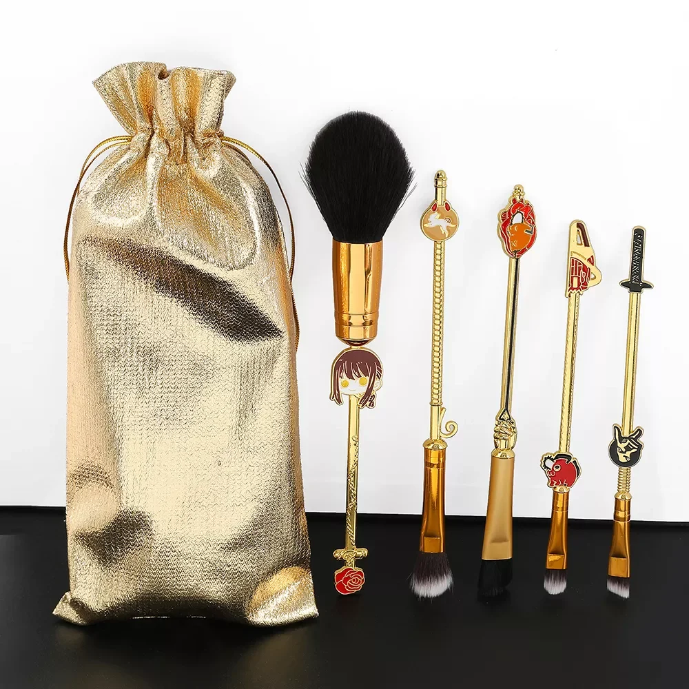 

NEW2023 Anime Makeup Brushes Set Chainsaw Man Periphery Soft Fluffy Foundation Blush Powder Eyeshadow Makeup Brush for Women Bea