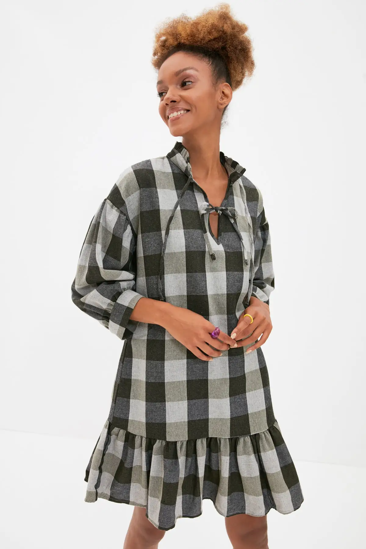 

Trendyol Plaid Sheer Neckline Dress TWOAW22EL0514