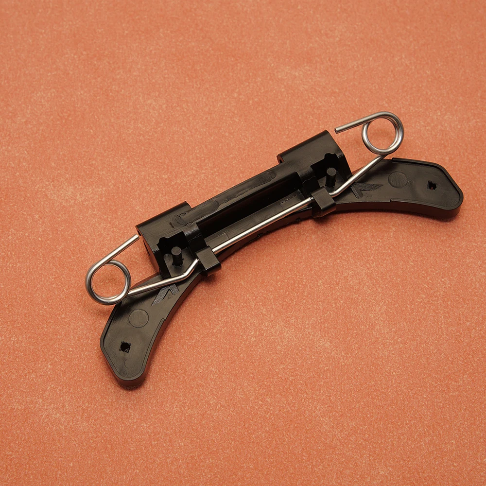 

Петля люка бензобака для Volvo V70 XC70 XC90 S60 S80 30649879 9483545 31265160