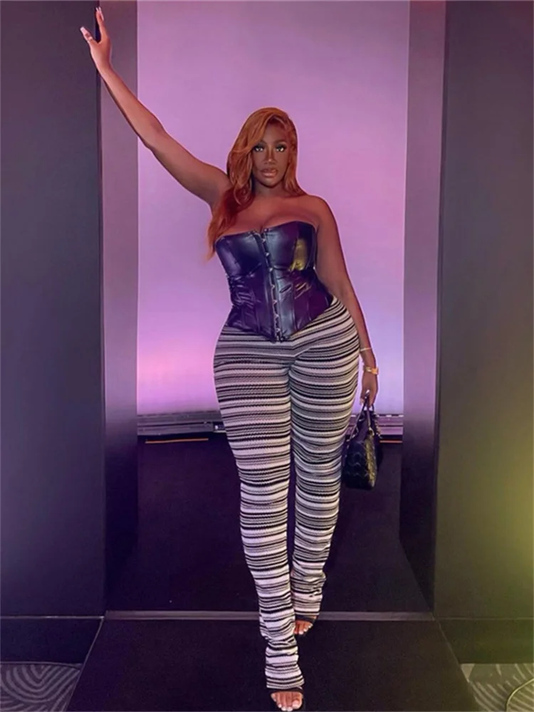 

Женские брюки с высокой талией, в полоску