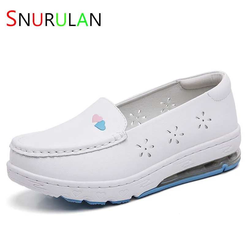 

Winter New Woman Nurse Flat Shoes Fashion White Slip on Comfort Moccains Shoes Warm Plush Loafers Women Wedge Platform