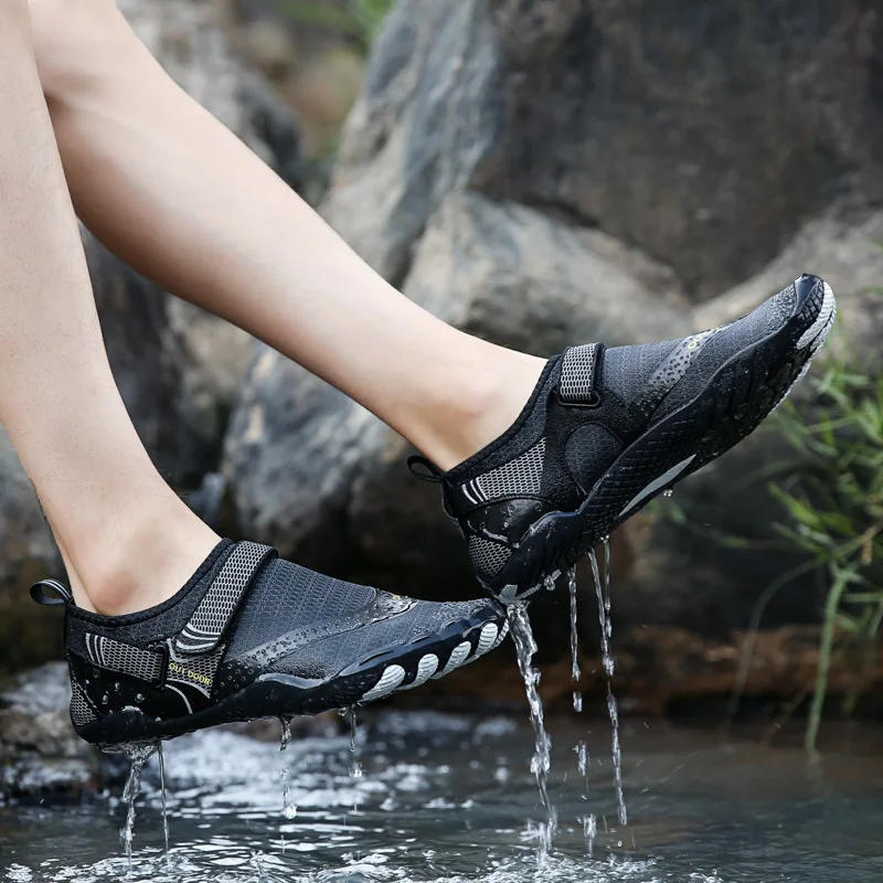 

New women Multifunctional men's aqua shoes quick-drying breathable non-slip water shoes, beach snorkeling surfing swimming shoes