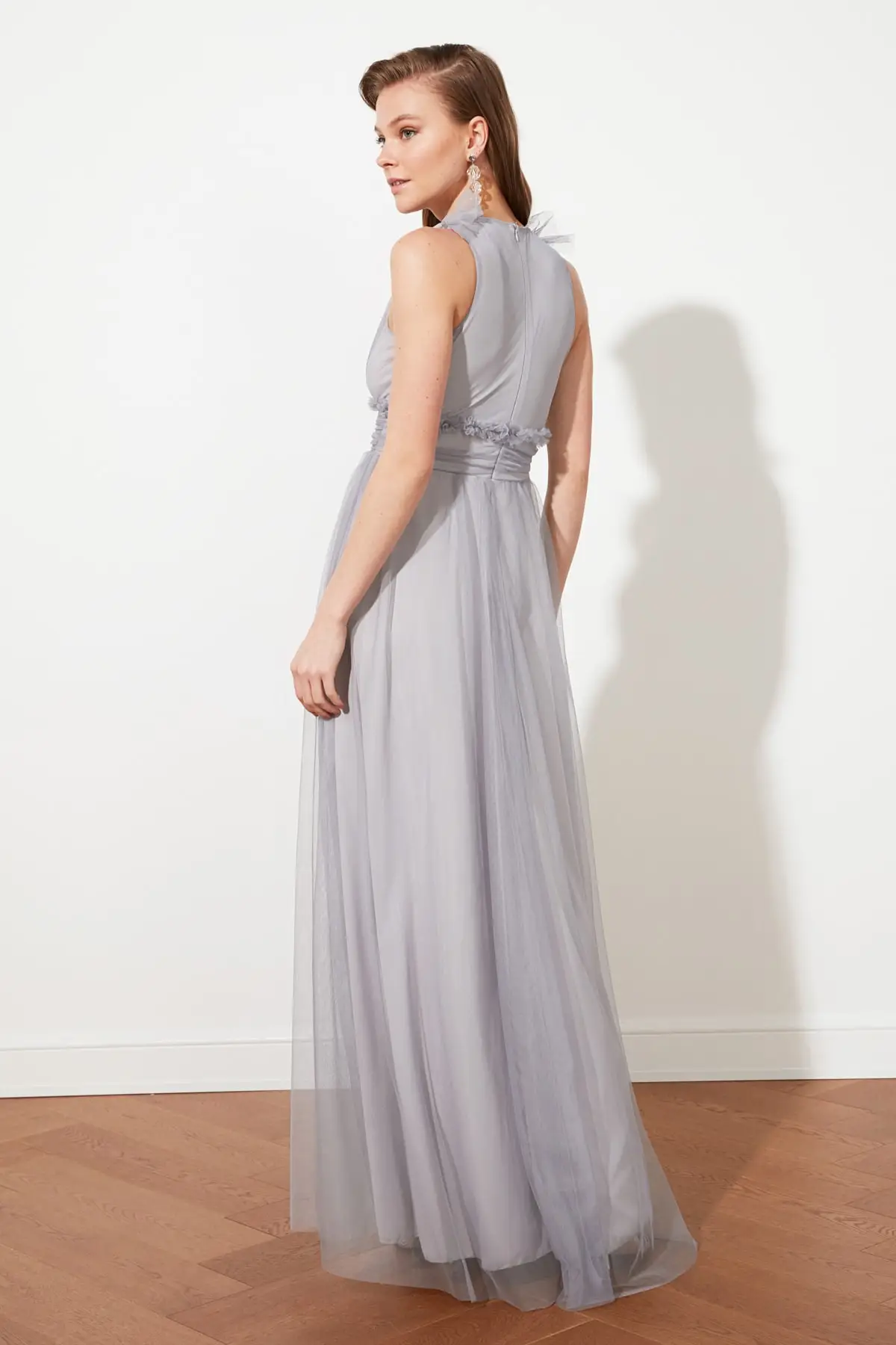 

Trendyol Tulle Detail Evening Dress & Prom Gown TPRSS20AE0080