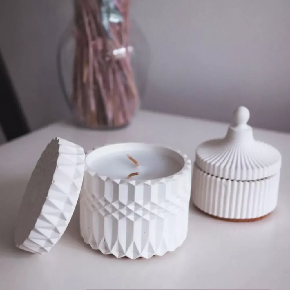 

Bird Head Small Jar Storage Box Silicone Mold for Diy Art Making Resin Concrete Molds Jewelry Home Decoration