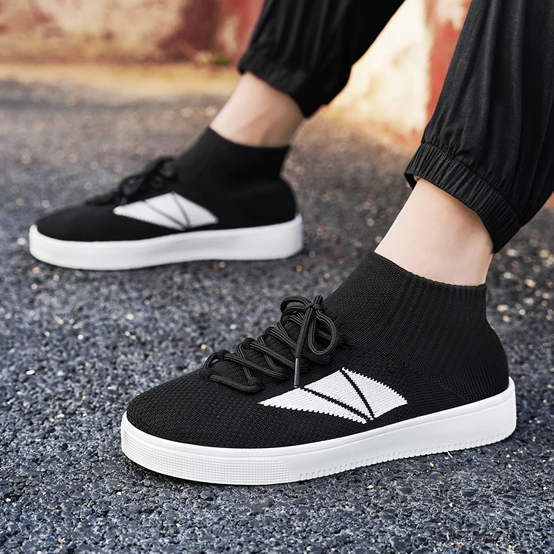 

Fashion Trend Men's Casual Shoes Mesh Breathable Sneakers Soft and Comfortable Wear-resistant Shoes Black