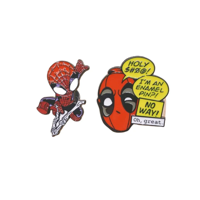 

Marvel anime surrounding cool and handsome Spiderman Avengers alliance alloy brooch badge creative clothes backpack accessories