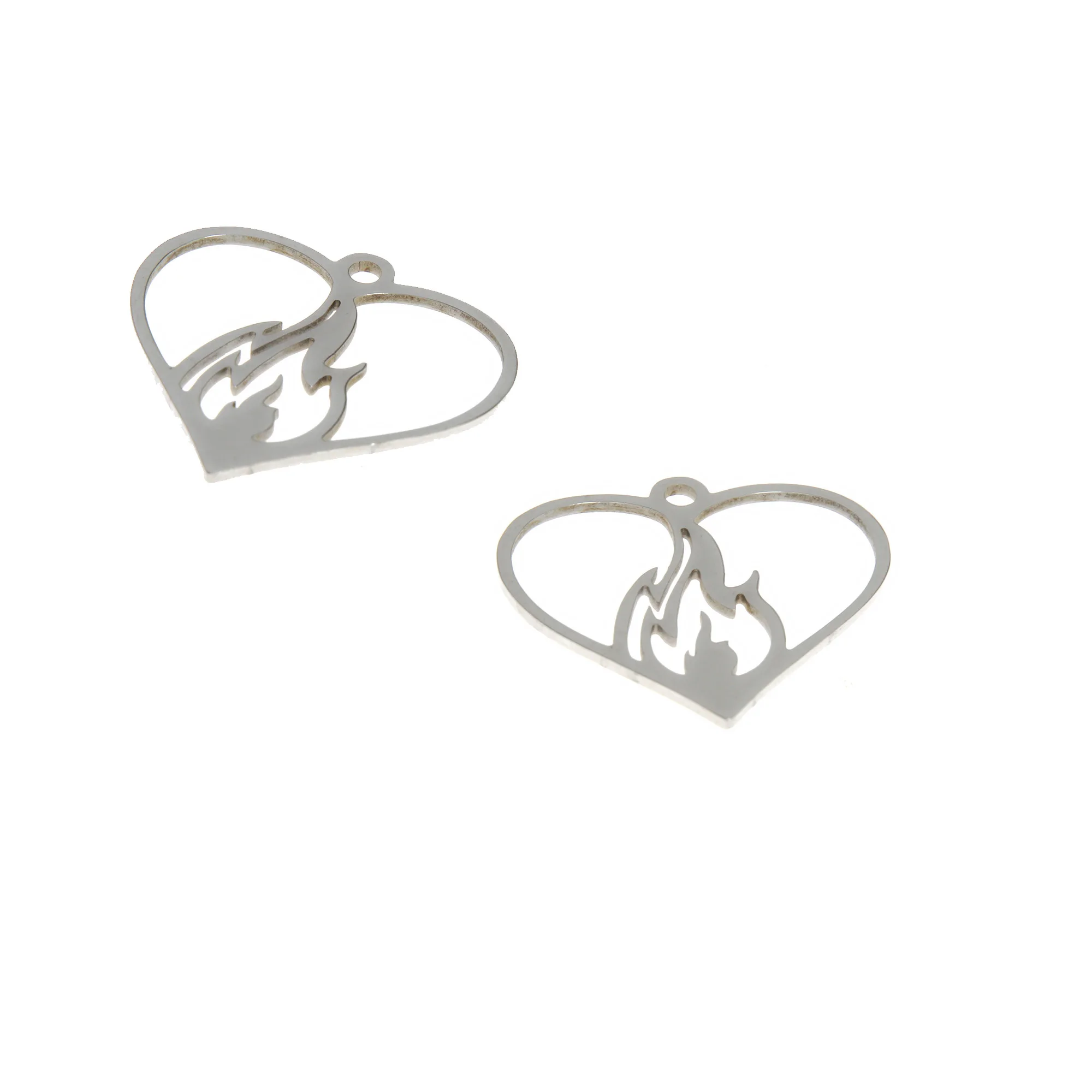 5 шт./партия, подвеска в виде сердца на огне, 26 х24 мм