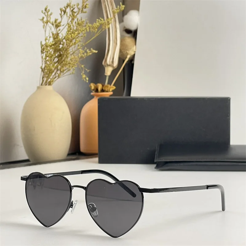 

New High Quality 301 heart frame Popular fashion style women sunglasses UV Protection eyewear with original box Sunglass