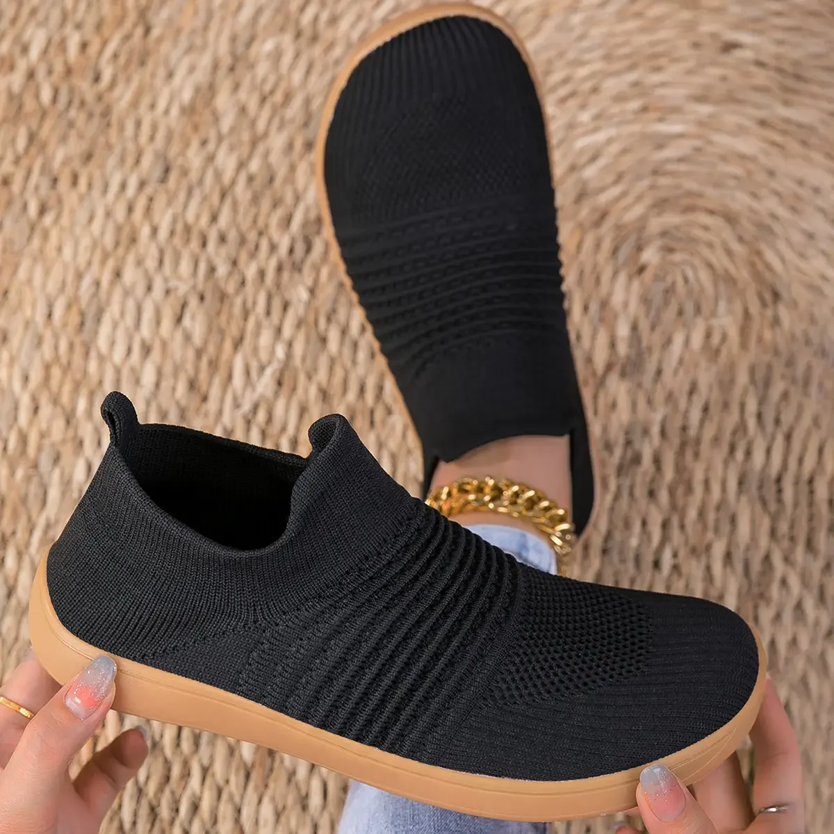 Женские мягкие теннисные туфли на плоской подошве с широким носком дышащие