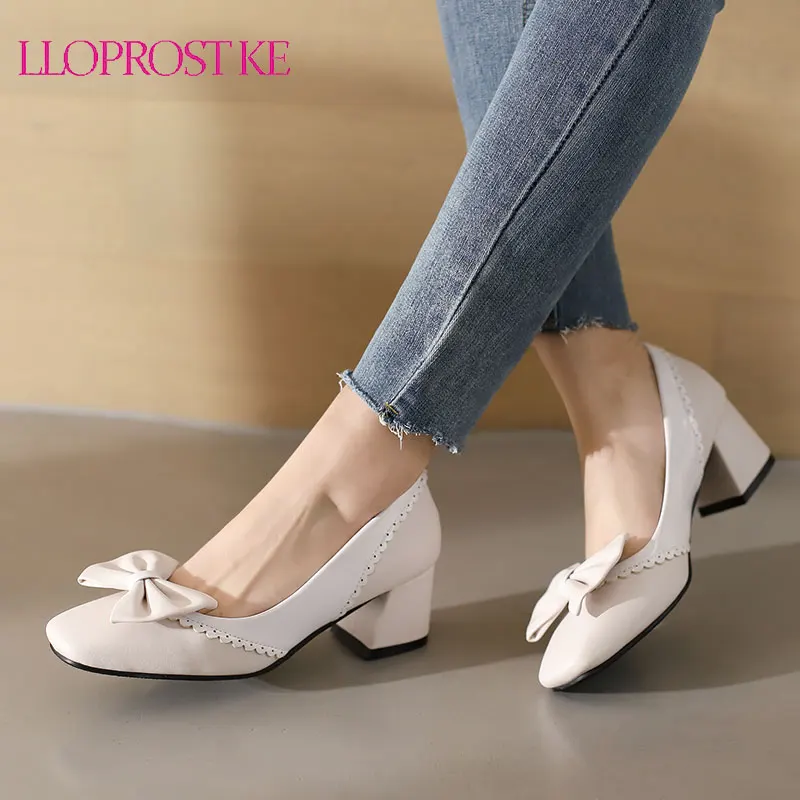 

Женские туфли-лодочки на низком каблуке, размеры 32-48