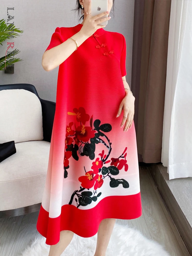 

LANMREM Pleated Print Flower Stand Collar Retro Loose Short Sleeve Dress For Women 2022 Summer Female Elegant Clothing 2I818