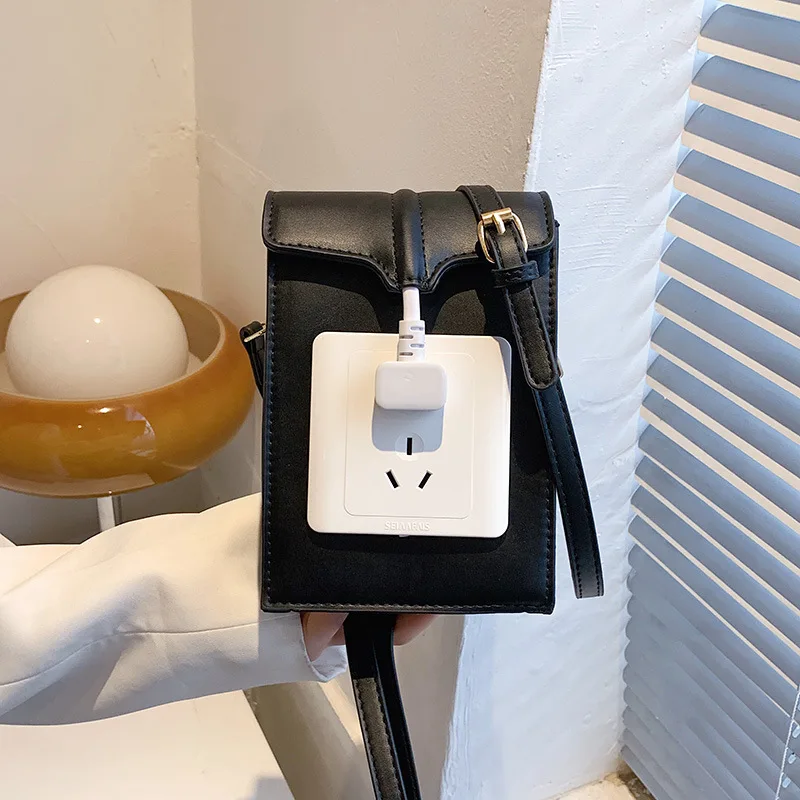 

CGCBAG Designer Women Shoulder Bag 2022 Trend Electrical Socket Luxury Female Crossbody Bags Fashion Quality Leather Handbag