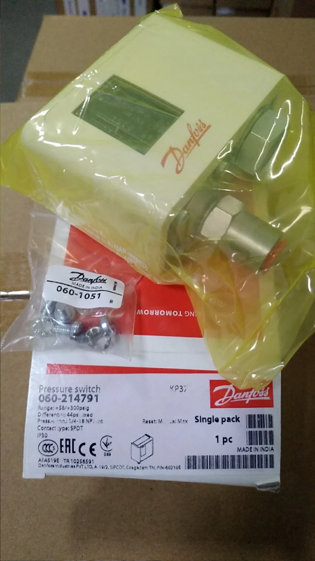 

KP37 060-214691 Danfoss подлинный выключатель давления KP37 060-2146
