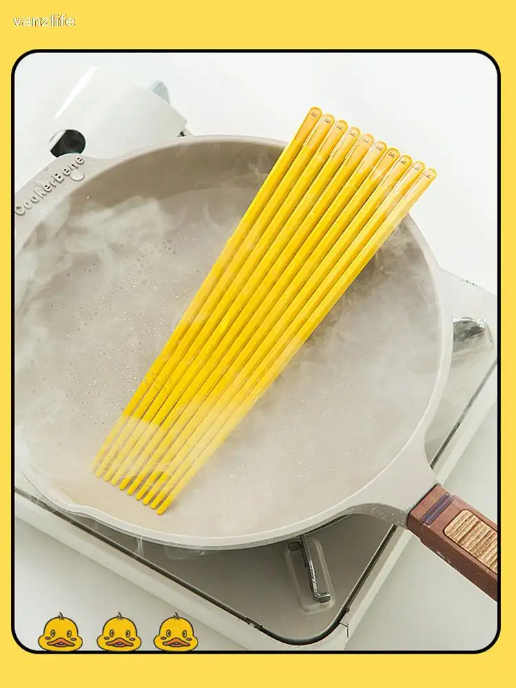 Ванзлайф Желтые столовые приборы из сплава, используемые высококлассным скользящим формовочным материалом, одна палочка для столовых приборов, прекрасный внешний вид, высокий уровень.