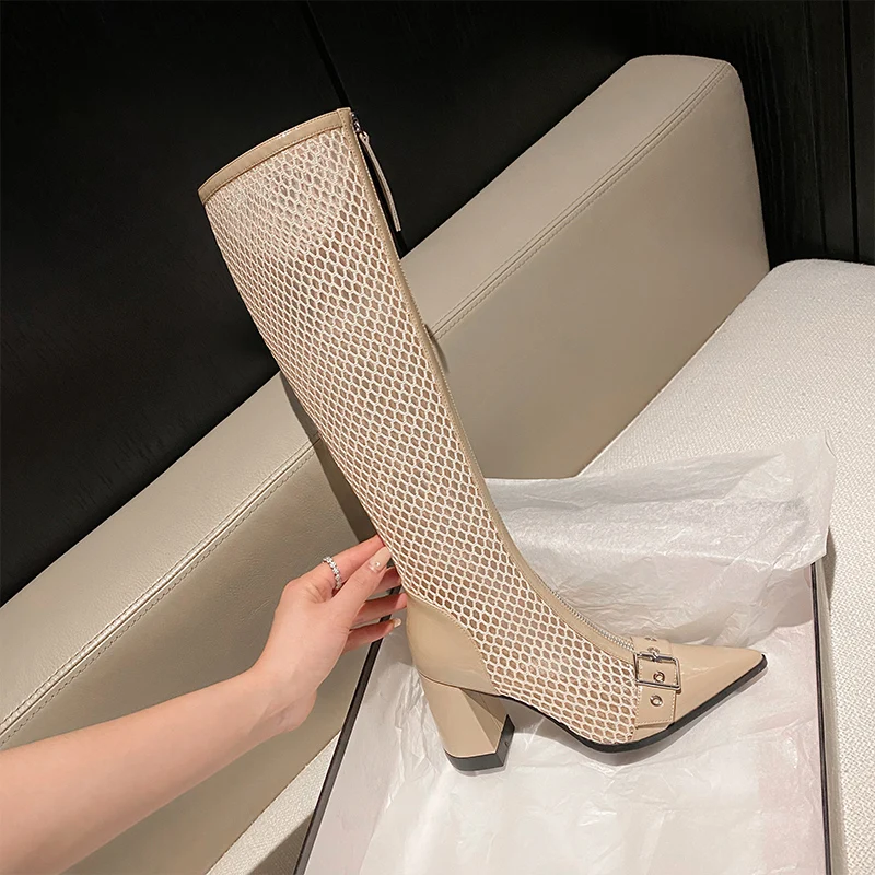 Женские ботинки до бедра летние дышащие с острым носком и пряжкой в стиле пэчворк