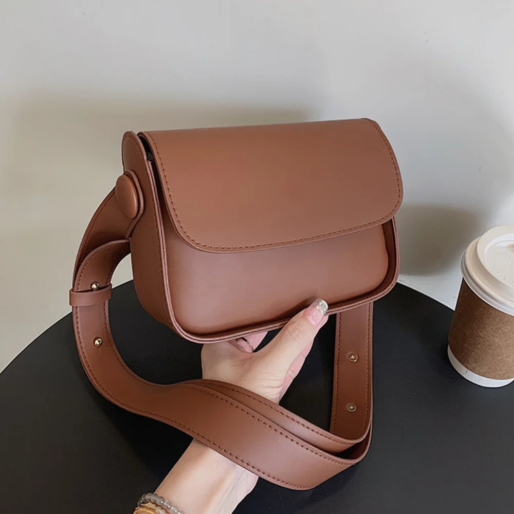 

2023 повседневная женская сумка-тоут в стиле ретро, модная текстурная универсальная сумка через плечо, Сумки из искусственной кожи с пряжкой, роскошные дизайнерские сумки