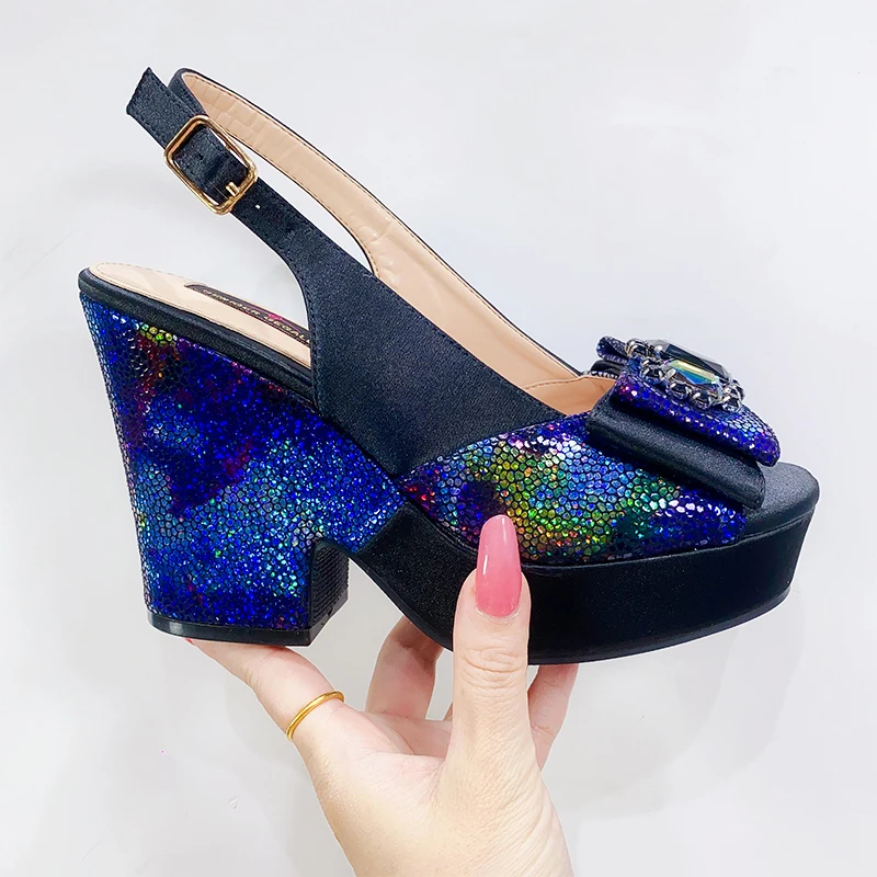 Модные женские сандалии на массивной высокой платформе с бантом и цветочным