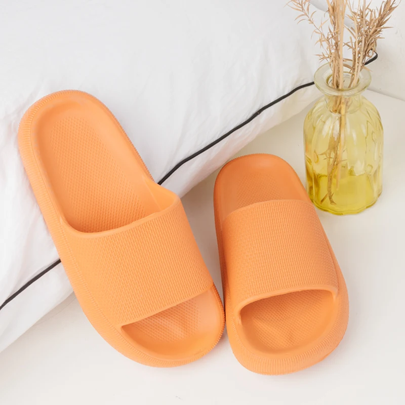 New Men and Women House Slippers Thicker Mens Bathroom Shoes Quick Dry Casual Summer Beach Sandals Water Shoes EVA Anti-slippery