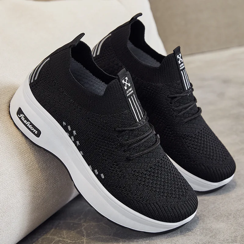 

Женские кроссовки, новинка весны 2022, универсальная повседневная обувь, сетчатые дышащие кроссовки на платформе, модная Нескользящая спорти...