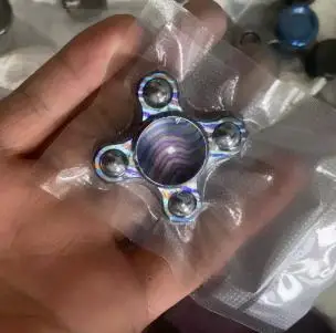

Second-hand product EDC little turtle fingertip gyroscope
