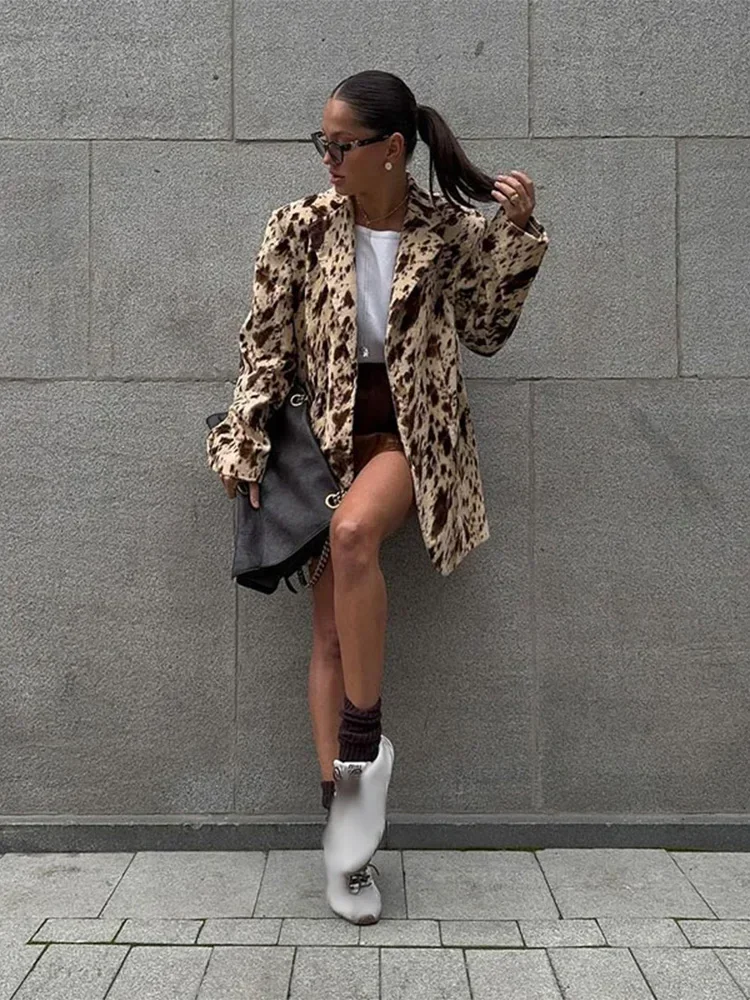 Женский костюм с наплечниками и принтом однобортный пиджак отложным воротником