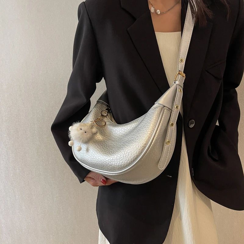 

Dumpling Crossbody Bags For Women Large Capacity Handbags Solid Soft Leather Shoulder Bags Female Casual Travel Hobos Bag Sac