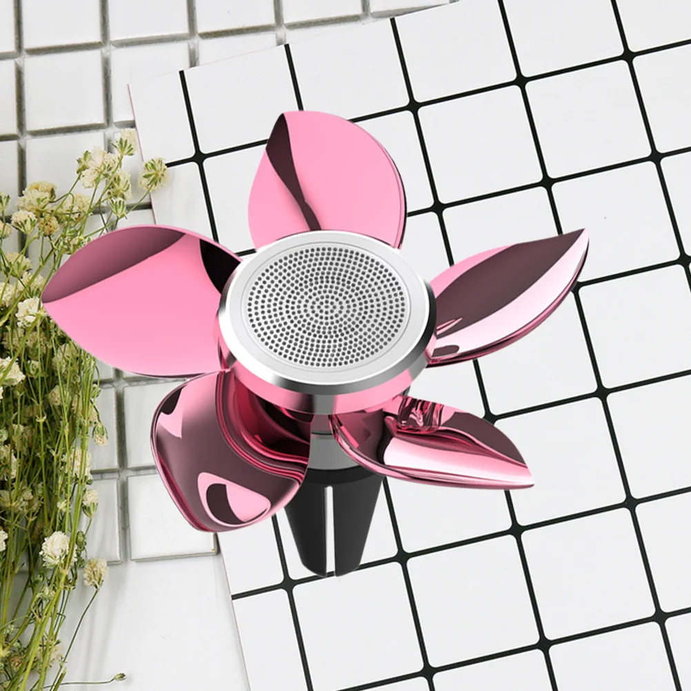 

1PC Rotating Car Fan Shape Aromatherapy Decoration for Girl Madam Lady