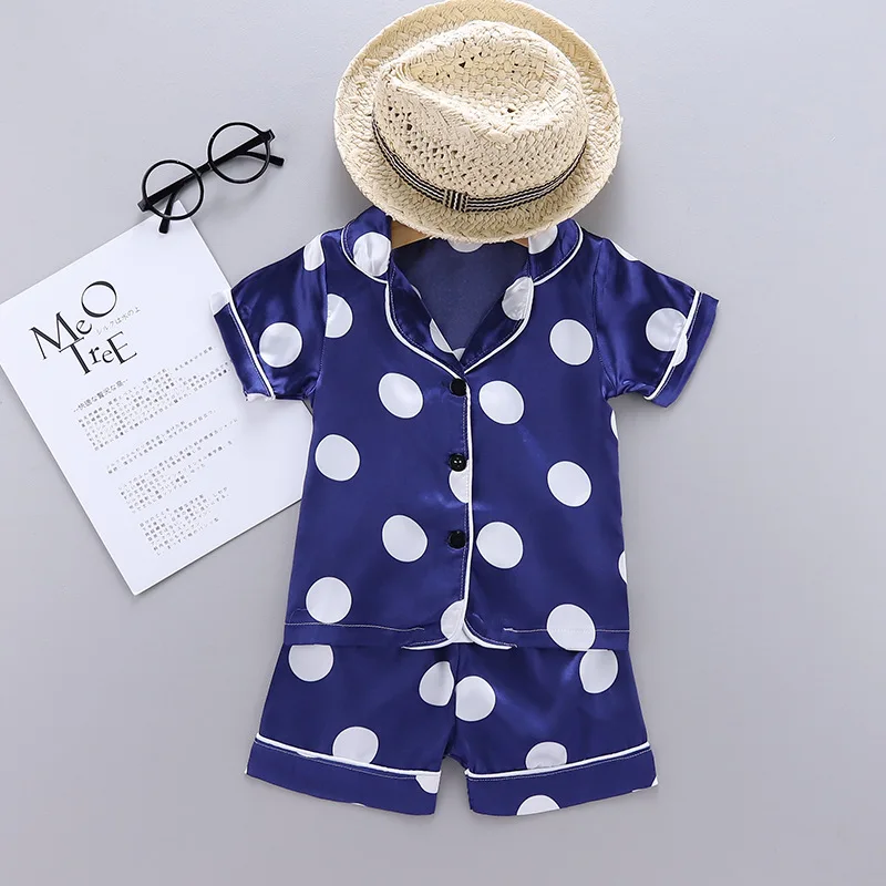 

The new 2020 children's pyjamas boy age season cotton long sleeve cardigan leisurewear suit of the girls